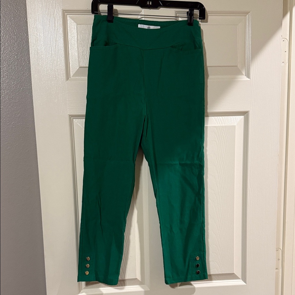 Stylish Green Women's Pants
